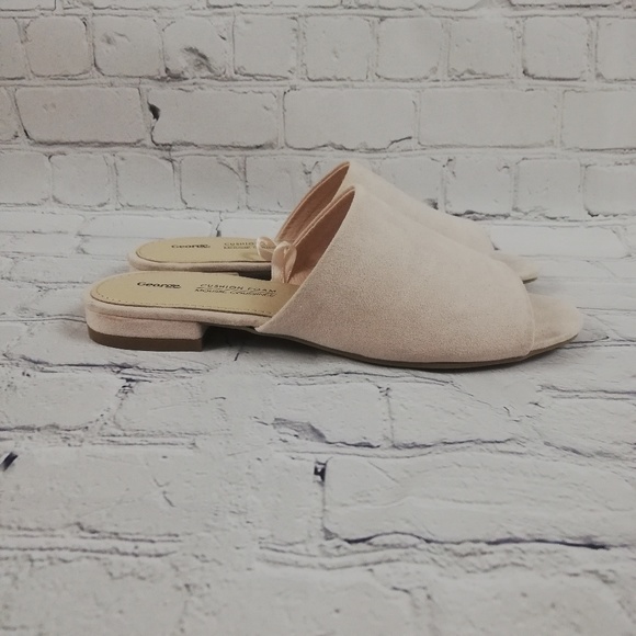 George cushion foam flats Size 7 Cream - Picture 2 of 5